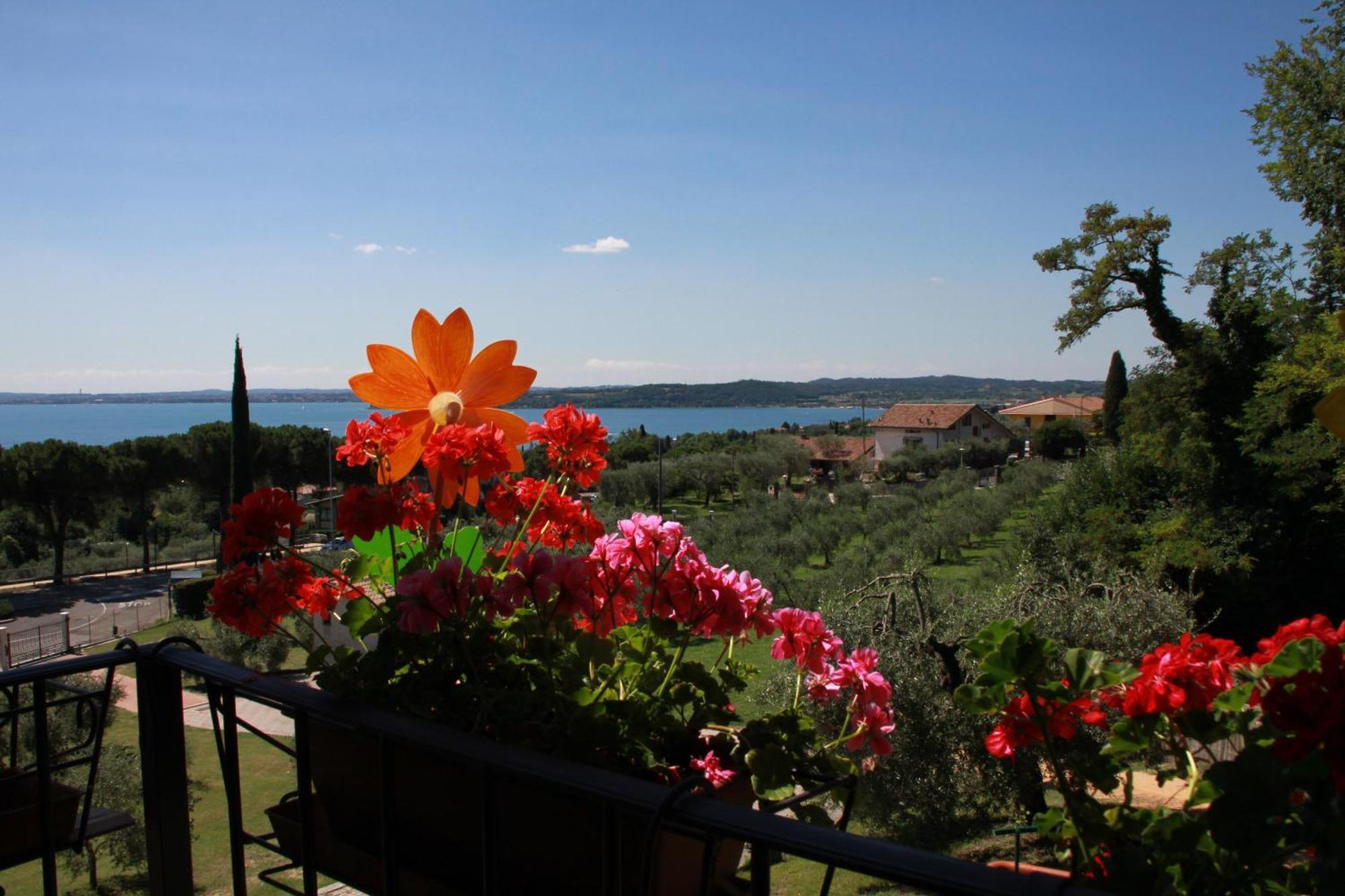 Agriturismo Nonna Bettina Moniga del Garda Exterior foto